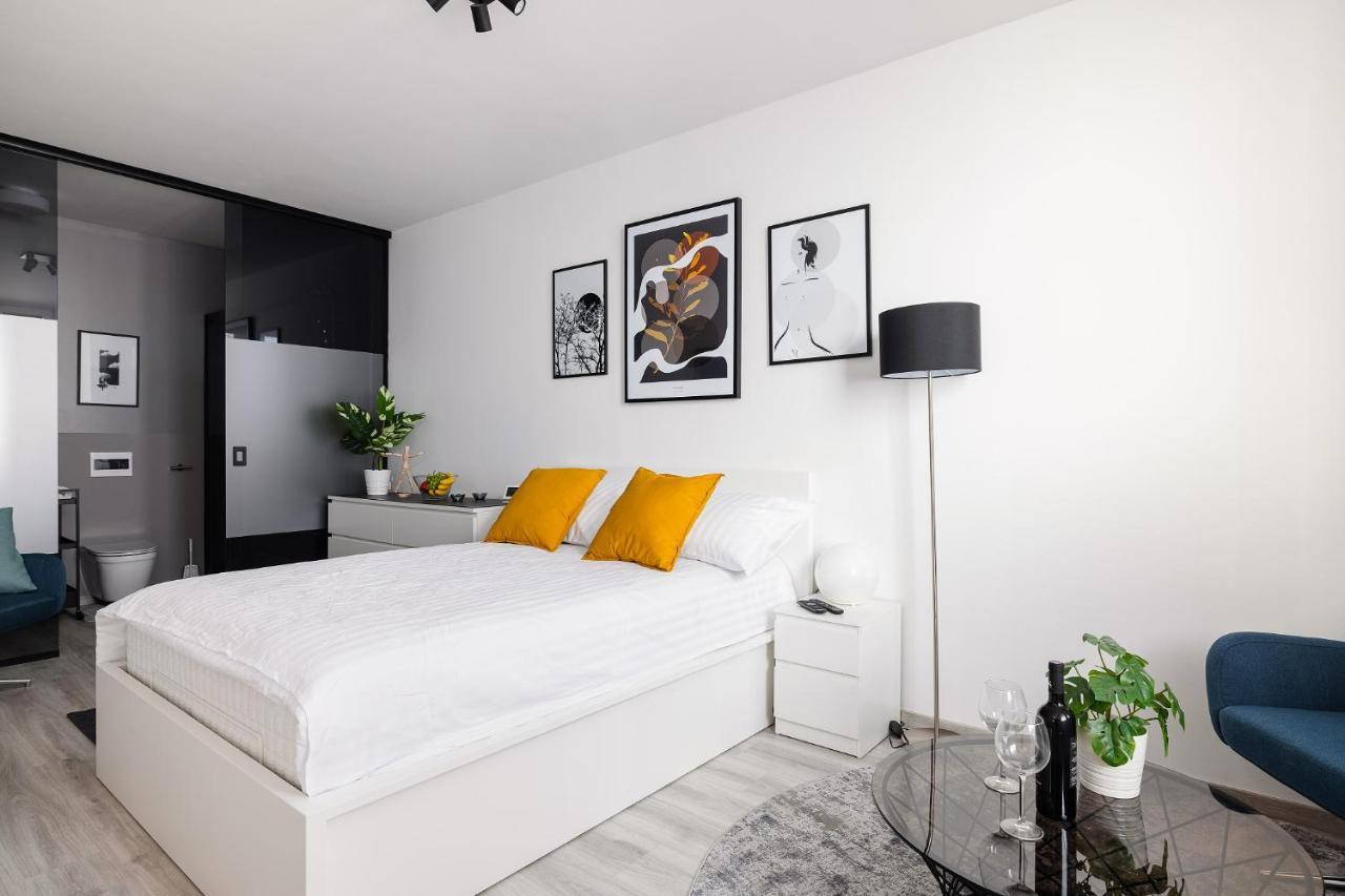 New Central Studios Ljubljana Ngoại thất bức ảnh
