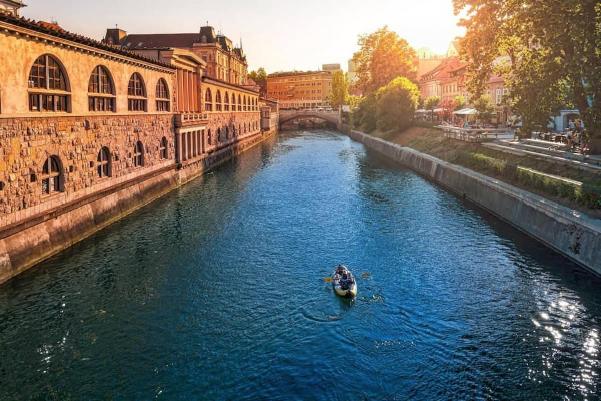 New Central Studios Ljubljana Ngoại thất bức ảnh